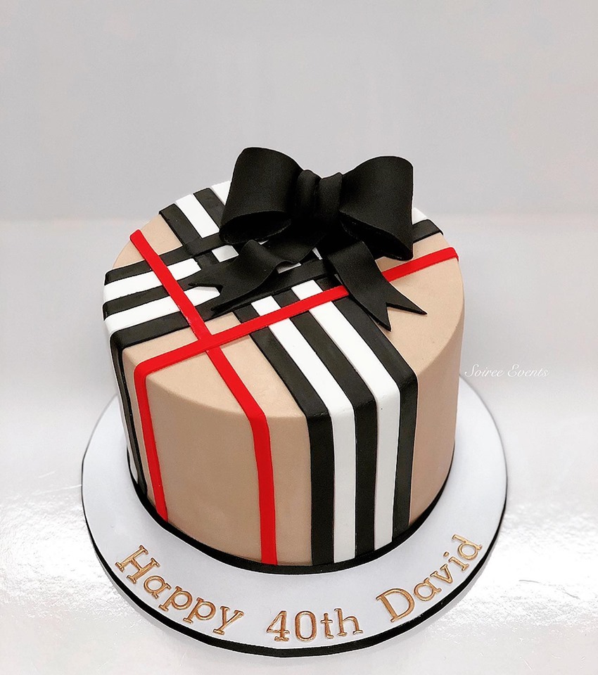 Burberry Pattern Cake - Image 2