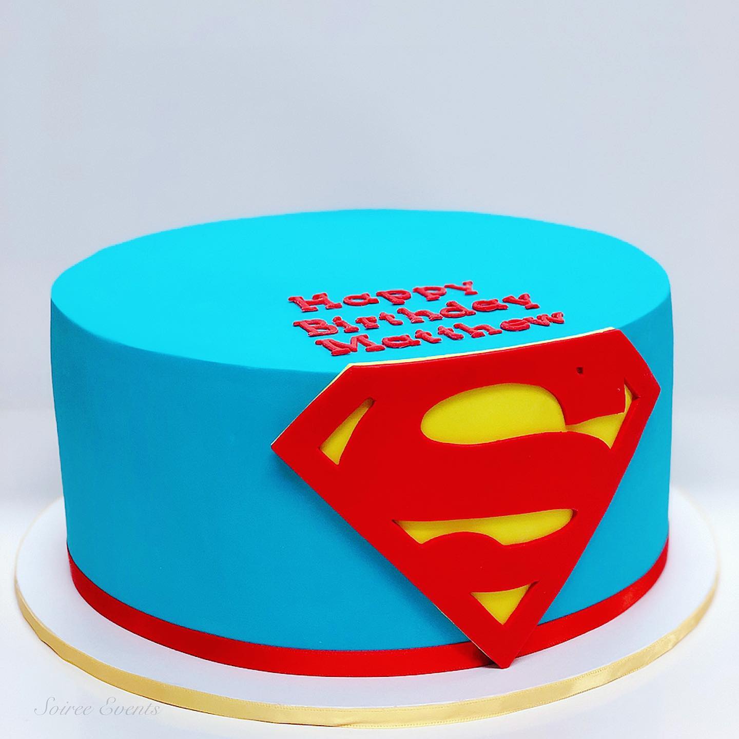 Superman Edible Print Cake 1Kg - Wishque | Sri Lanka's Premium Online Shop!  Send Gifts to Sri Lanka