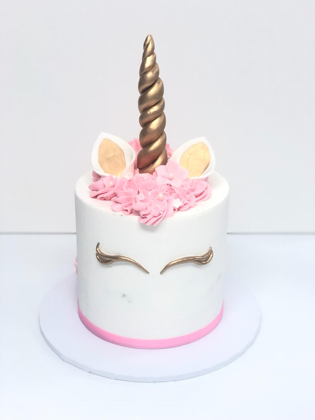 Unicorn Cake – Soiree